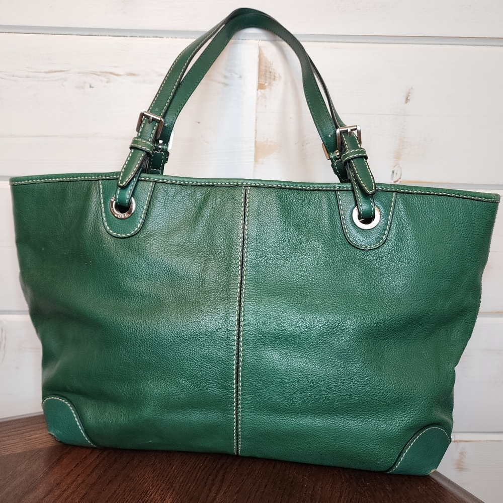 Michael Kors Elegant Green Leather Tote Bag
